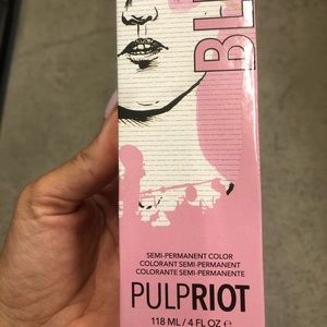 Pulpriot in blush